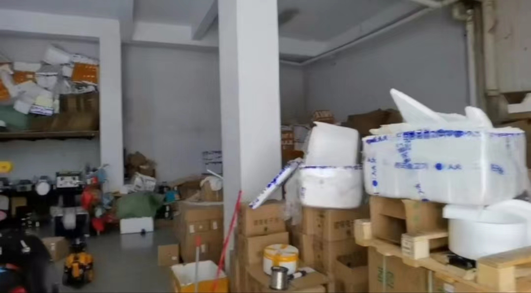 惠州司法拍卖:惠州市江北十四号小区云山花园云雅阁102商场。